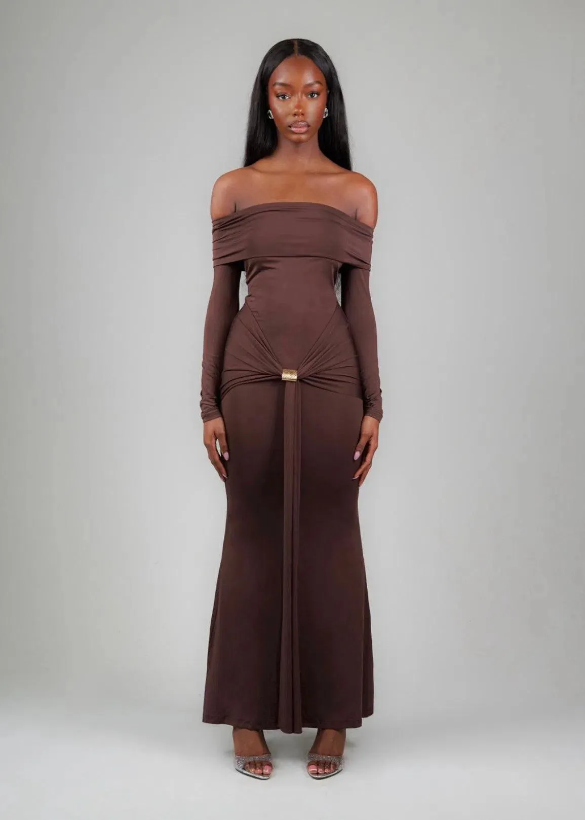 Eugénia – Ruched waist – Brown gown