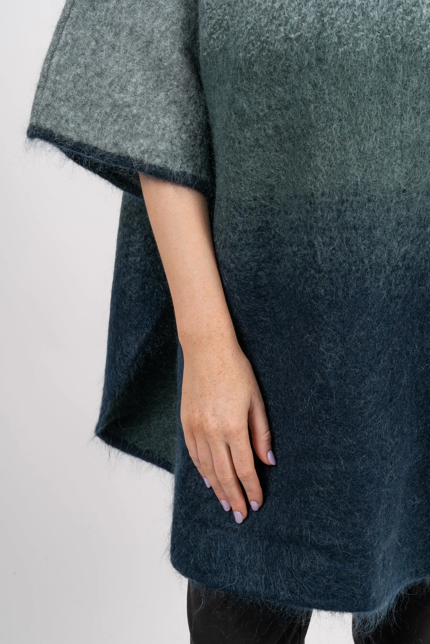 Graded Mohair Poncho - Seaweed Blend