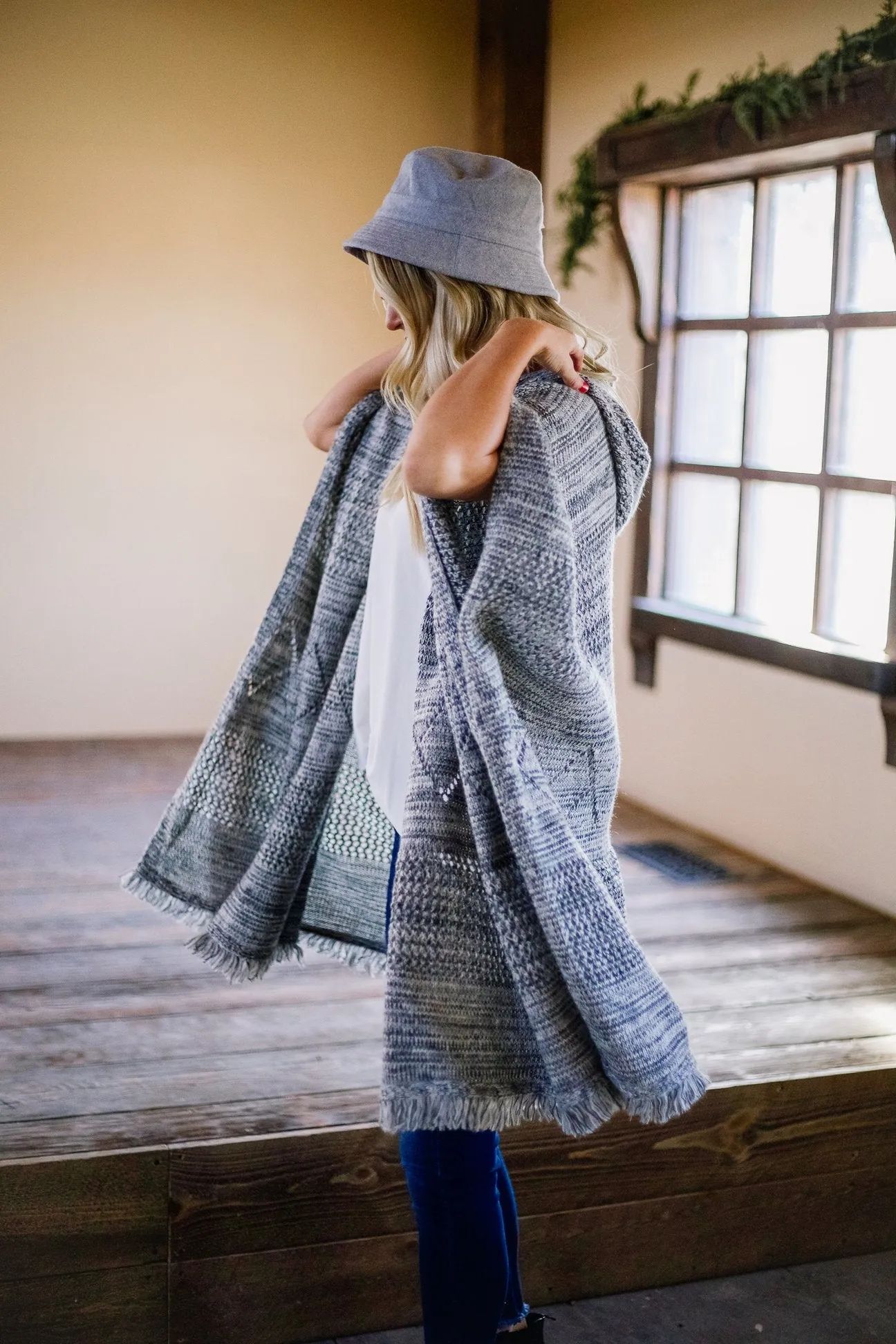 Hooded Sweater Poncho In Heather Coal