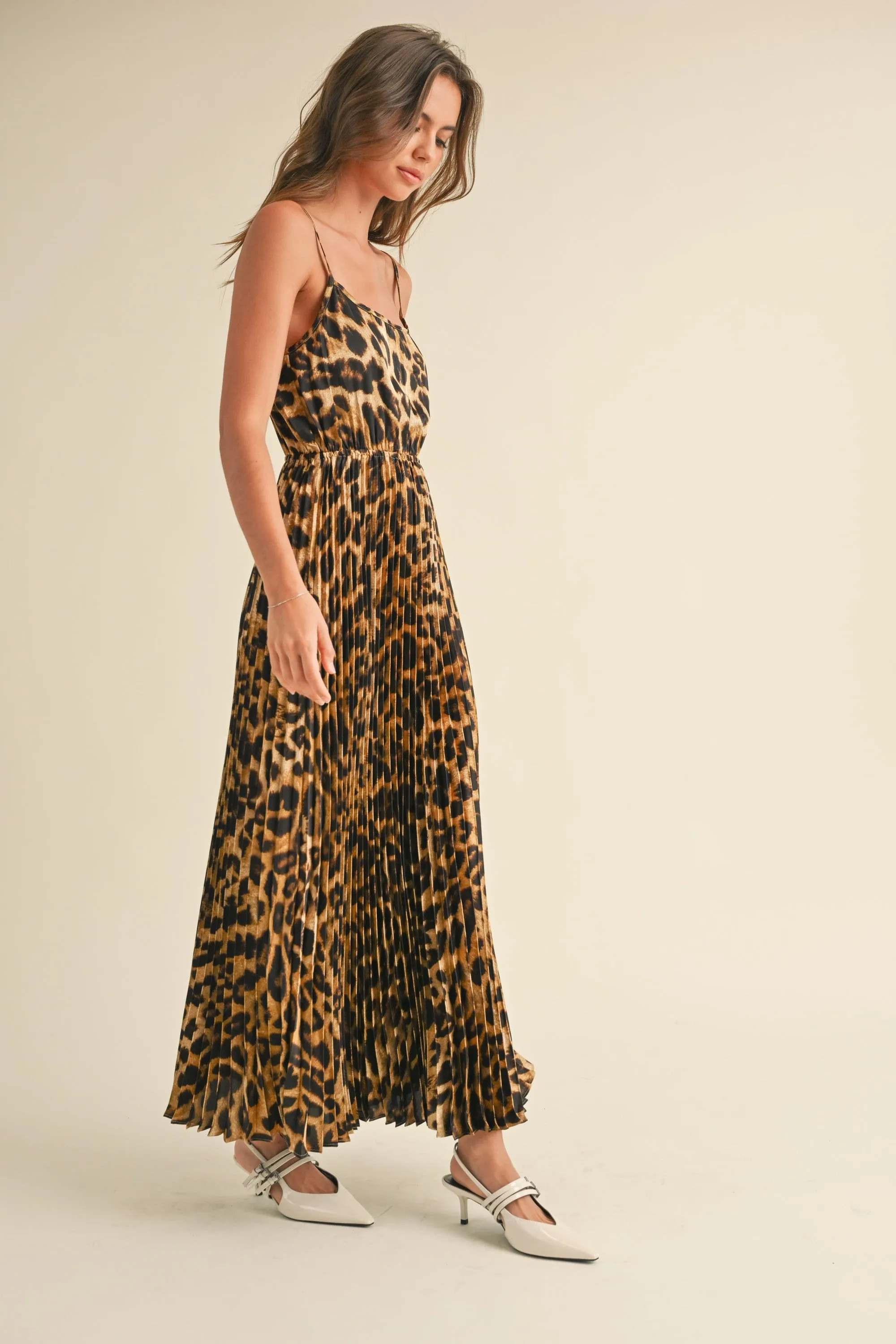 Leopard Print Pleated Maxi Dress