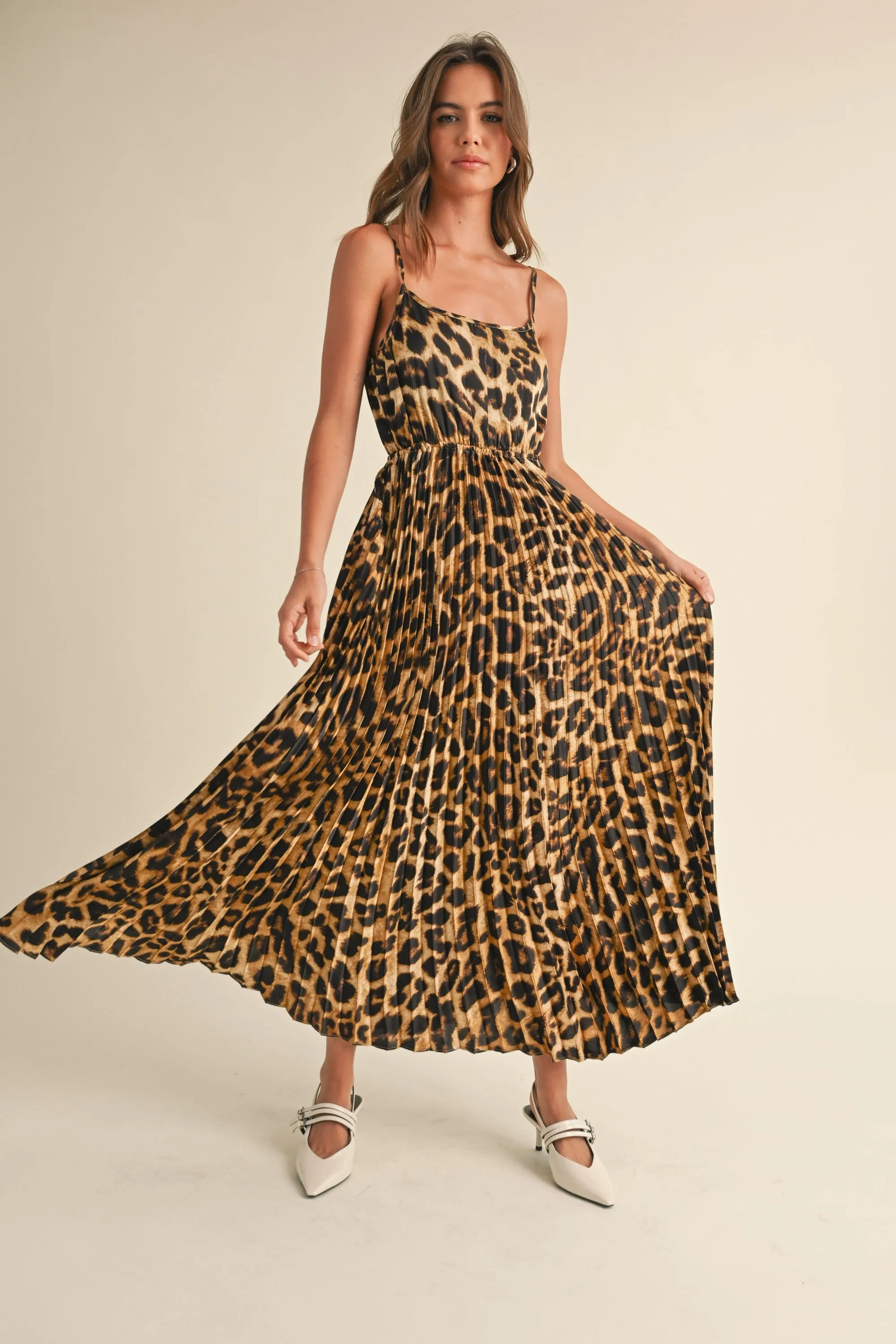 Leopard Print Pleated Maxi Dress