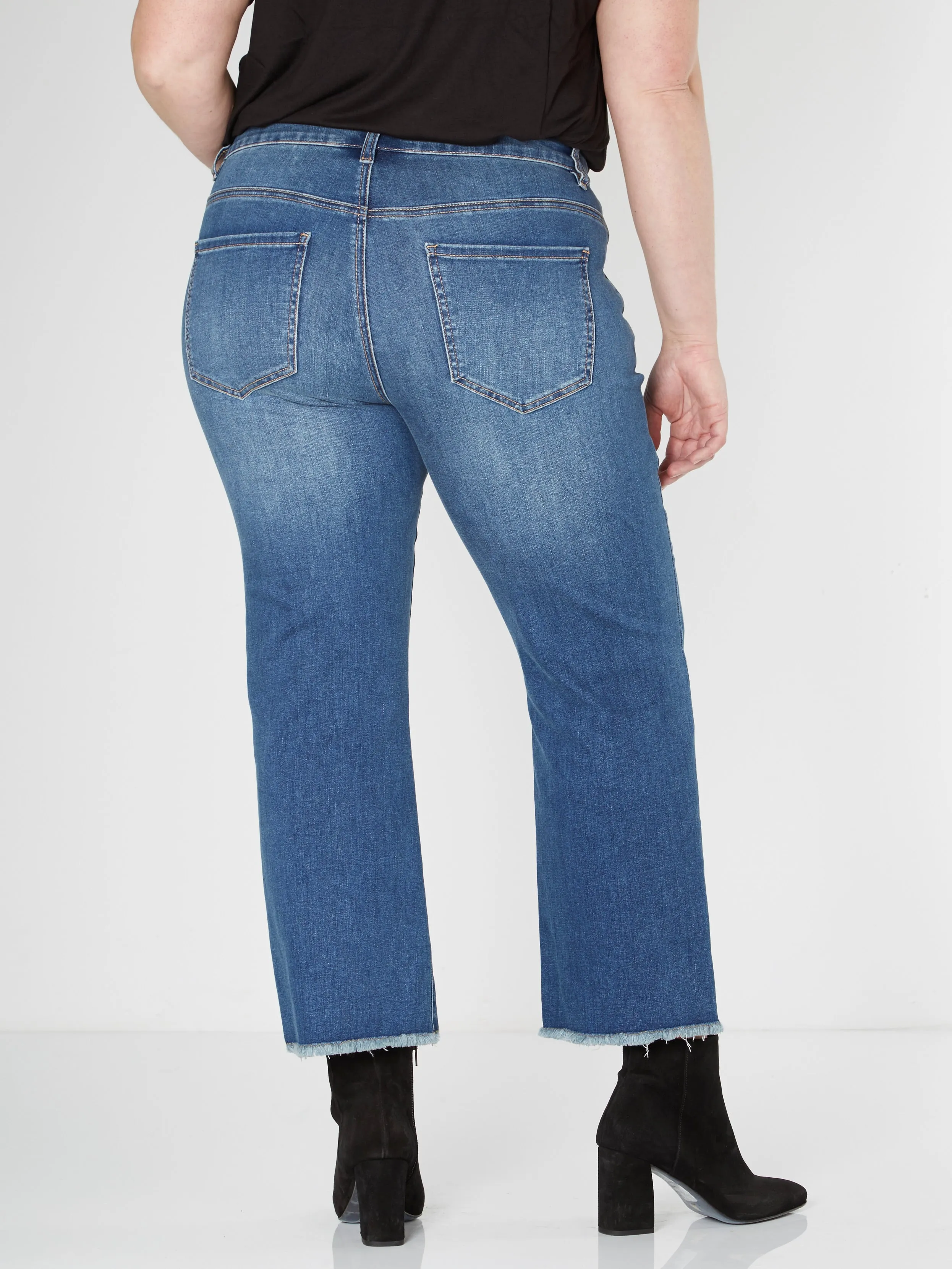 SKY WIDE JEANS - Denim