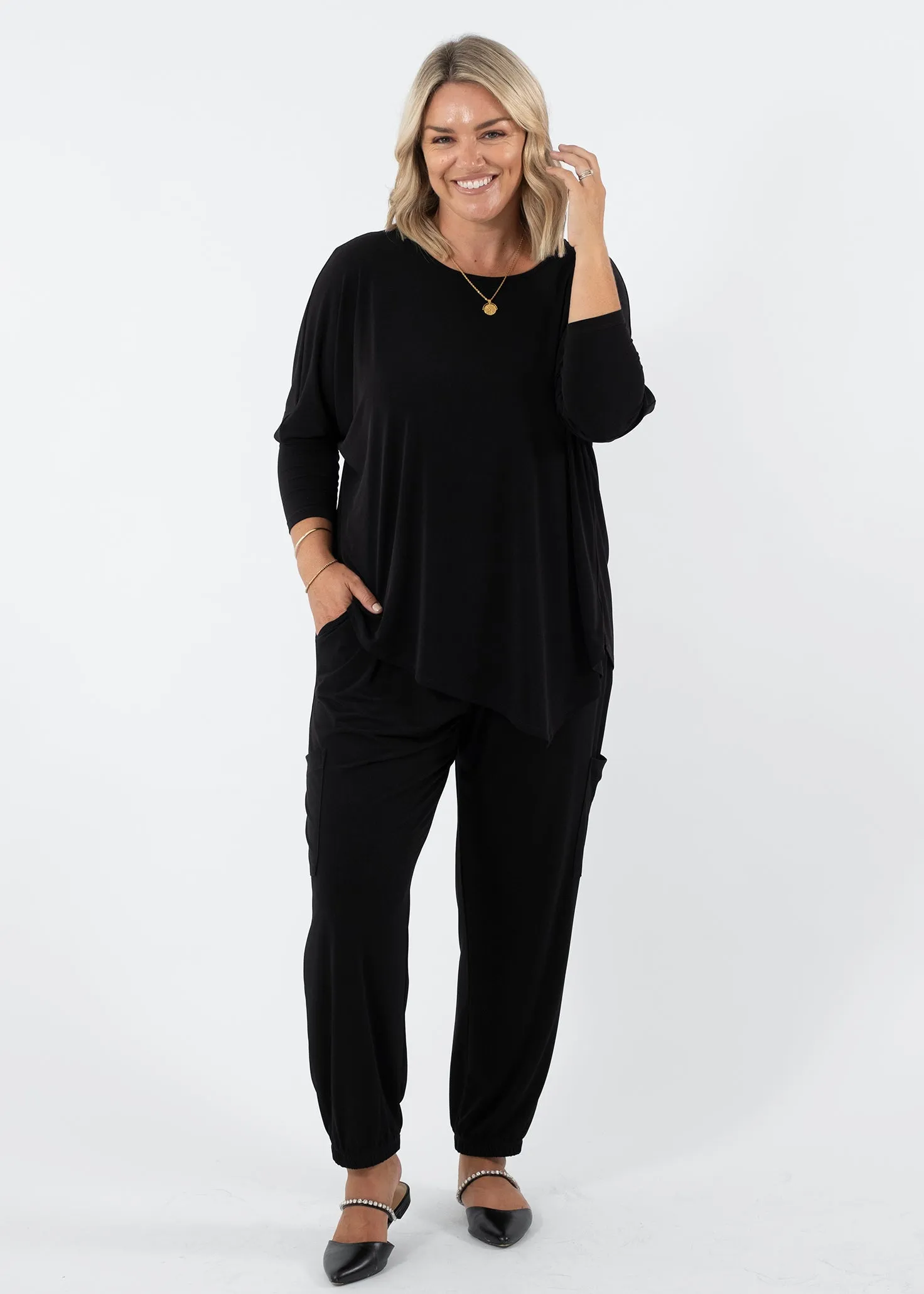 Slope Asymmetric Tunic in Black