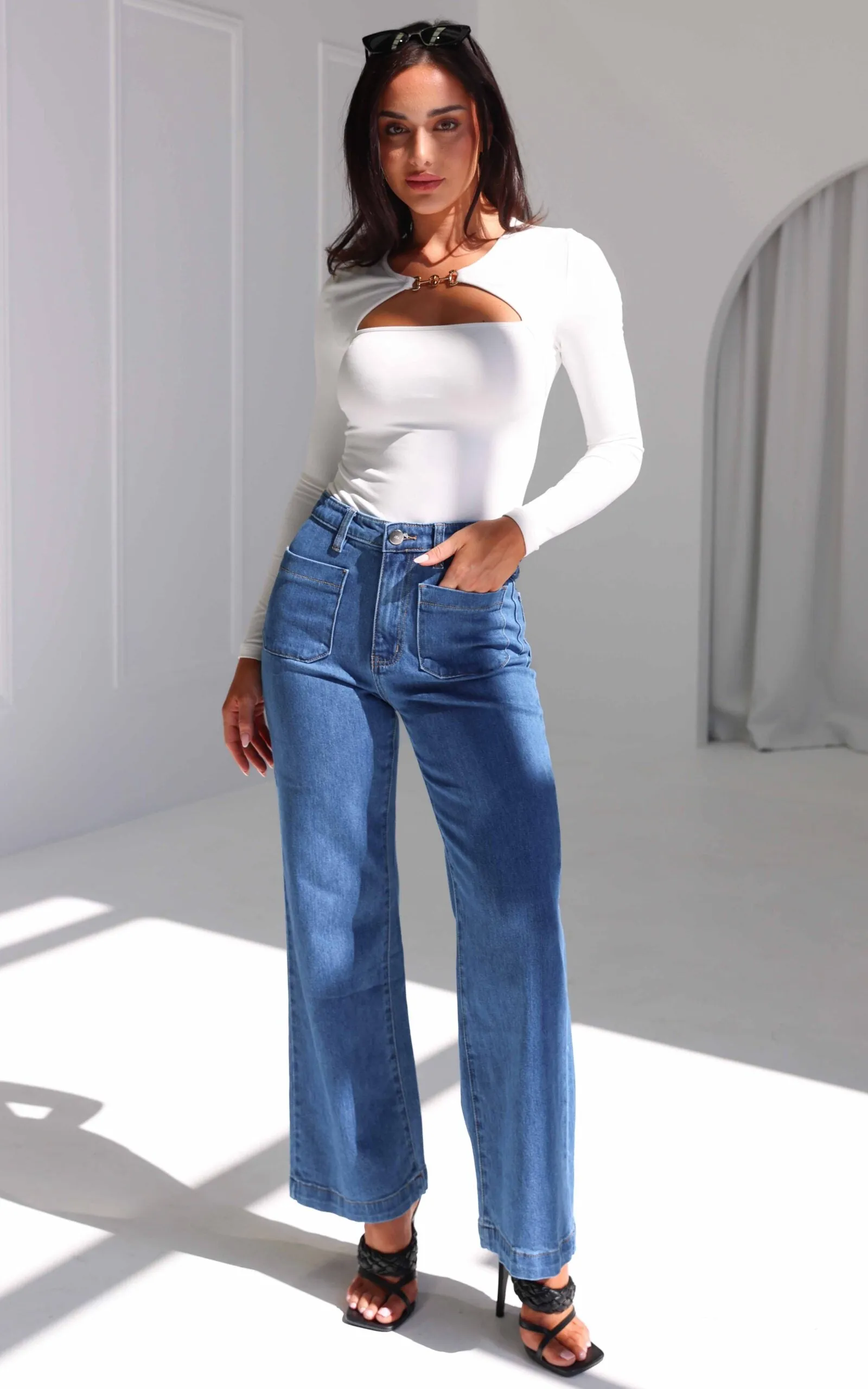 Tarsha Wide Leg Jeans - Mid Blue