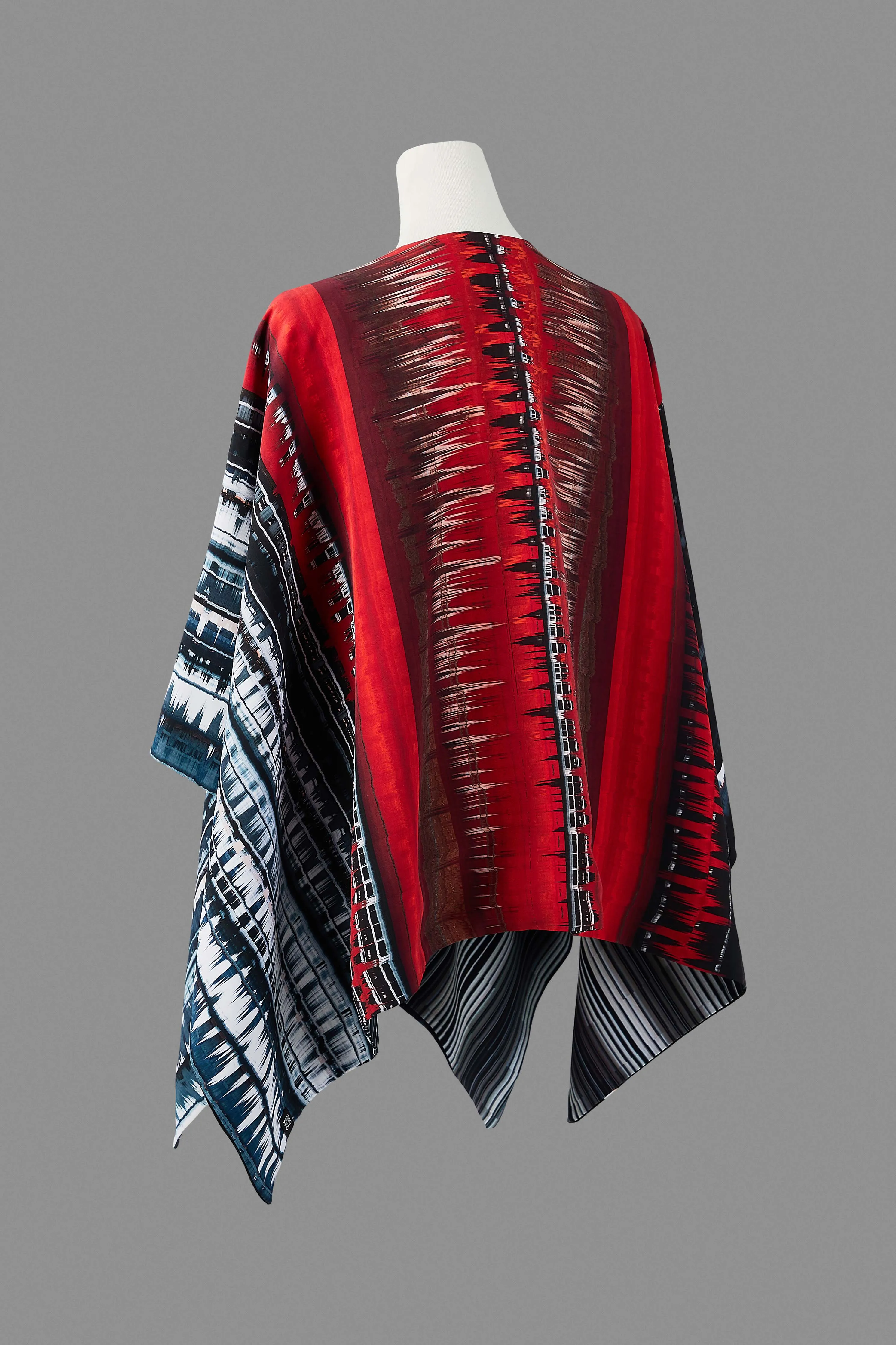 VOLCANO X CHRYSLER PONCHO