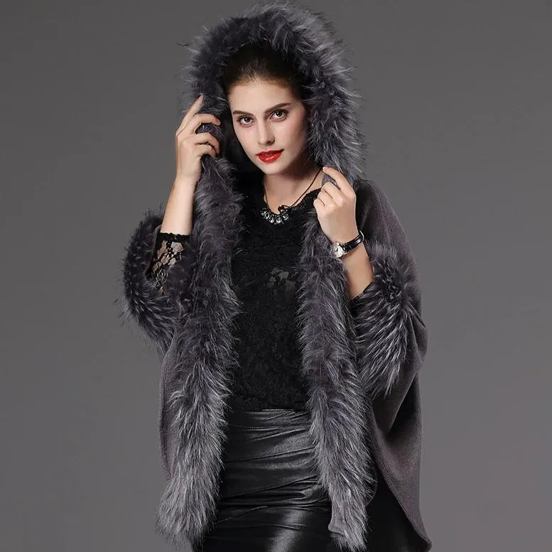 Women's Winter Casual V-Neck Poncho With Faux Fox Fur