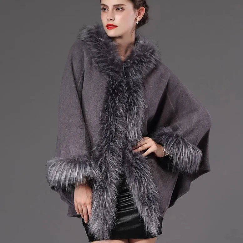 Women's Winter Casual V-Neck Poncho With Faux Fox Fur